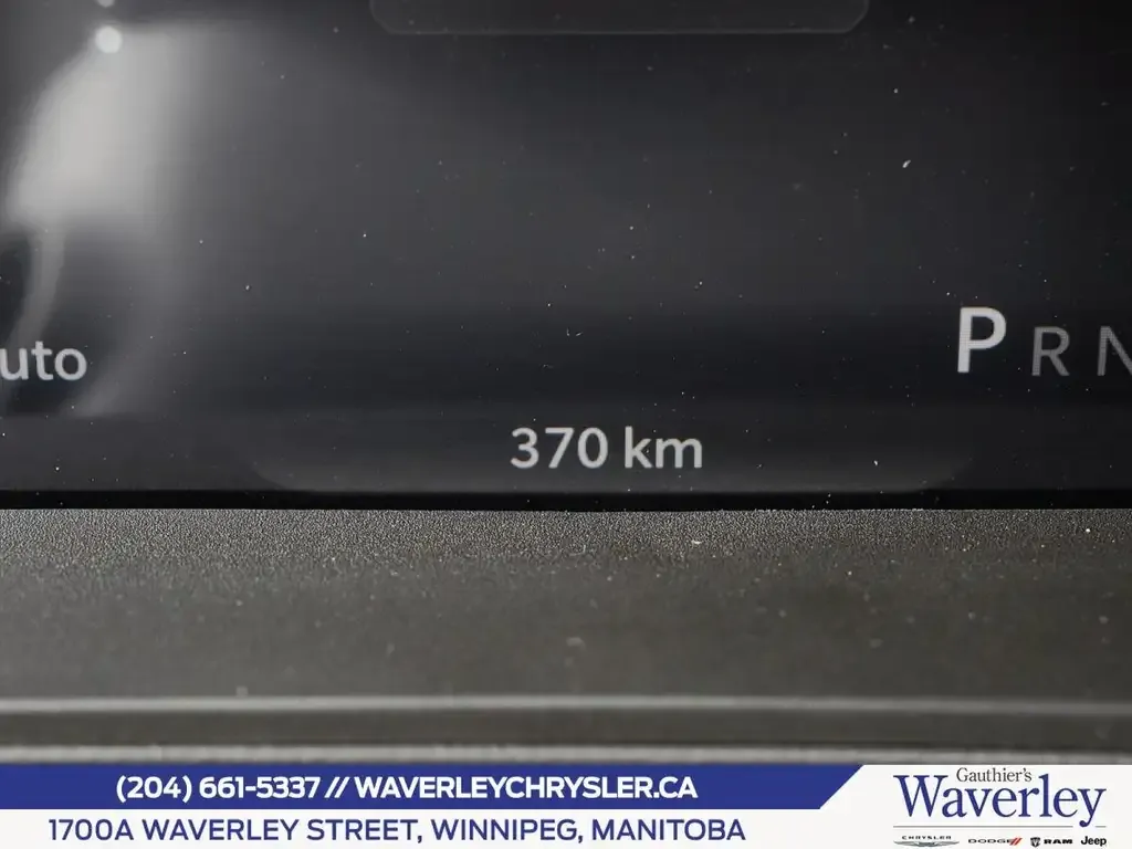 Jeep Cherokee 2026 photo 3