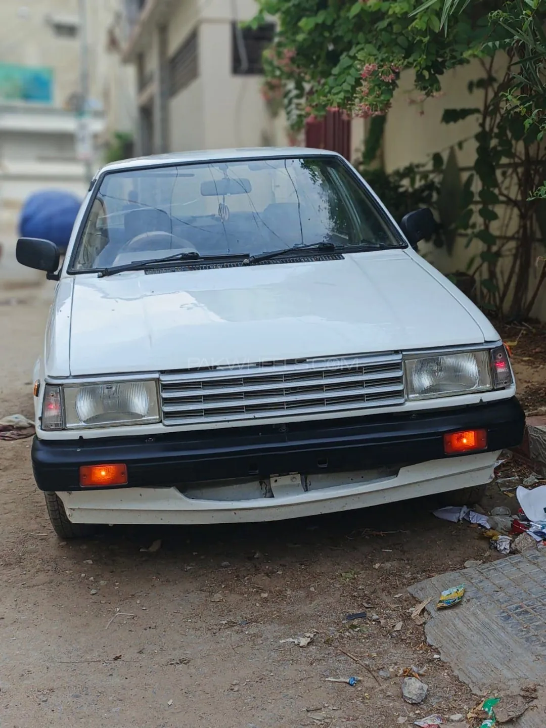 Nissan Sunny