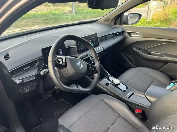 MG Mg3 2025 photo 3