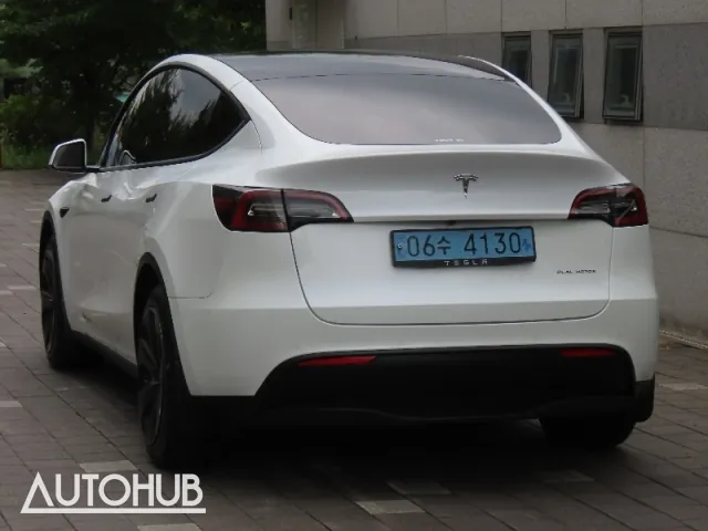 Tesla Model Y 2021 photo 4