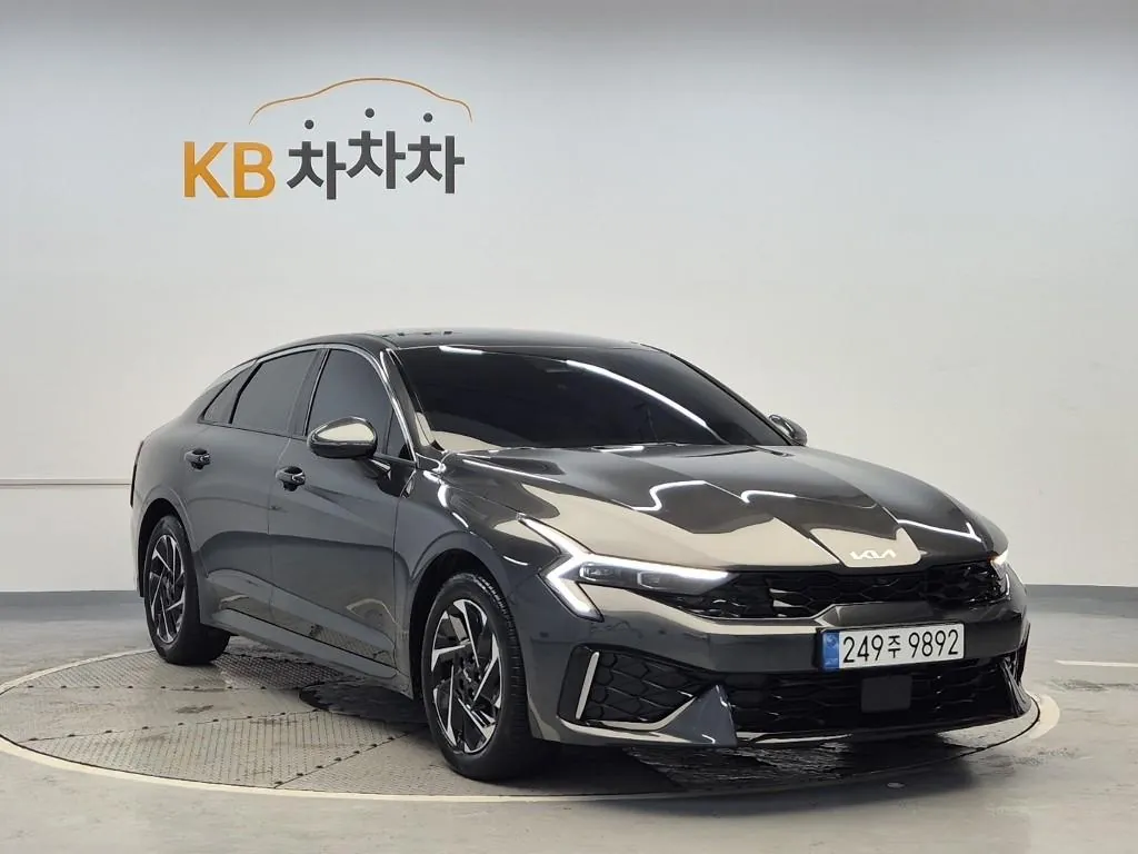 Kia K5 2025 photo 4