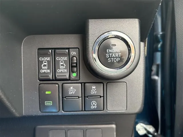Toyota Roomy 2017 photo 4