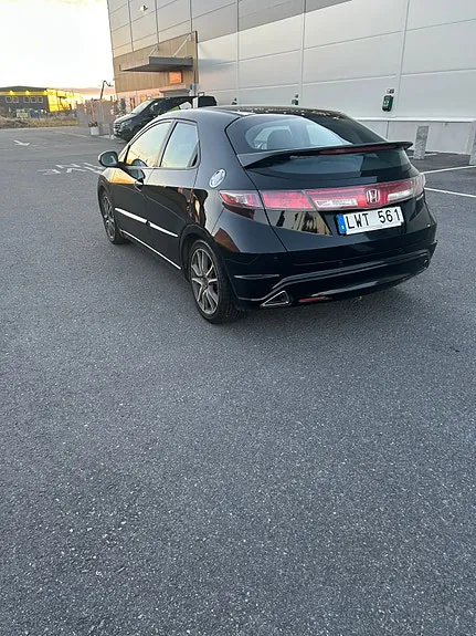 Honda Civic 2011 photo 3