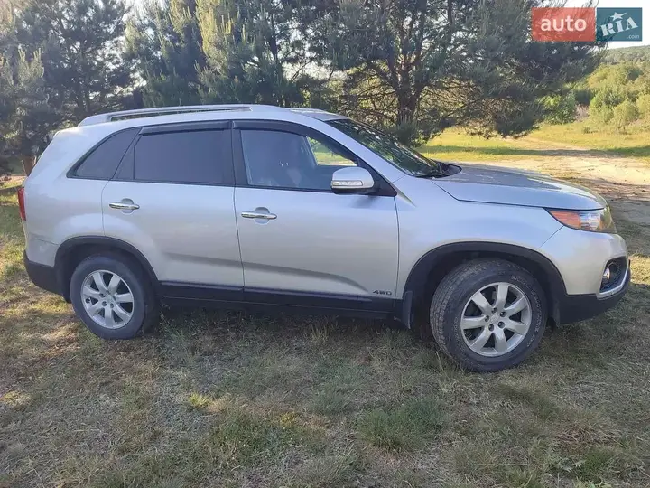 Kia Sorento 2010 photo 5