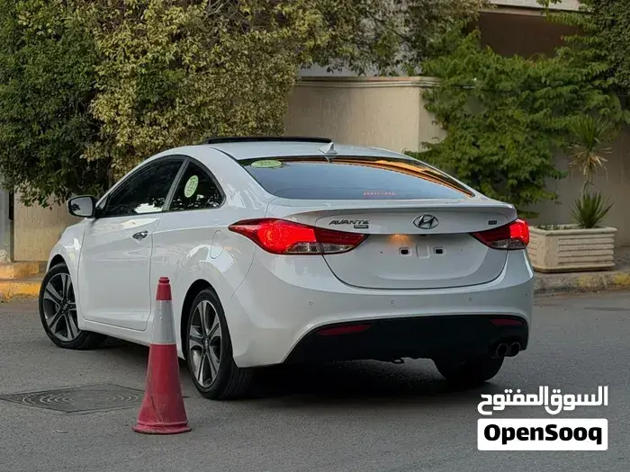 Hyundai Elantra 2014 photo 4