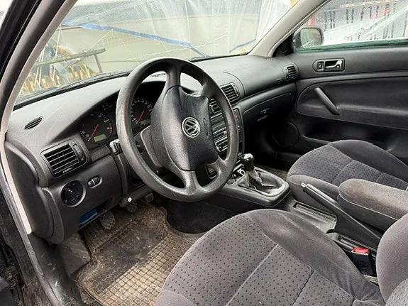 Volkswagen Passat 2000 photo 3