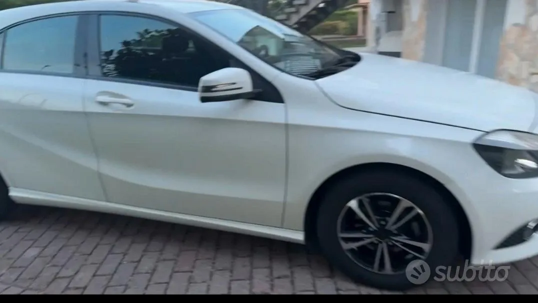 Mercedes-Benz A-Class 2014 photo 2