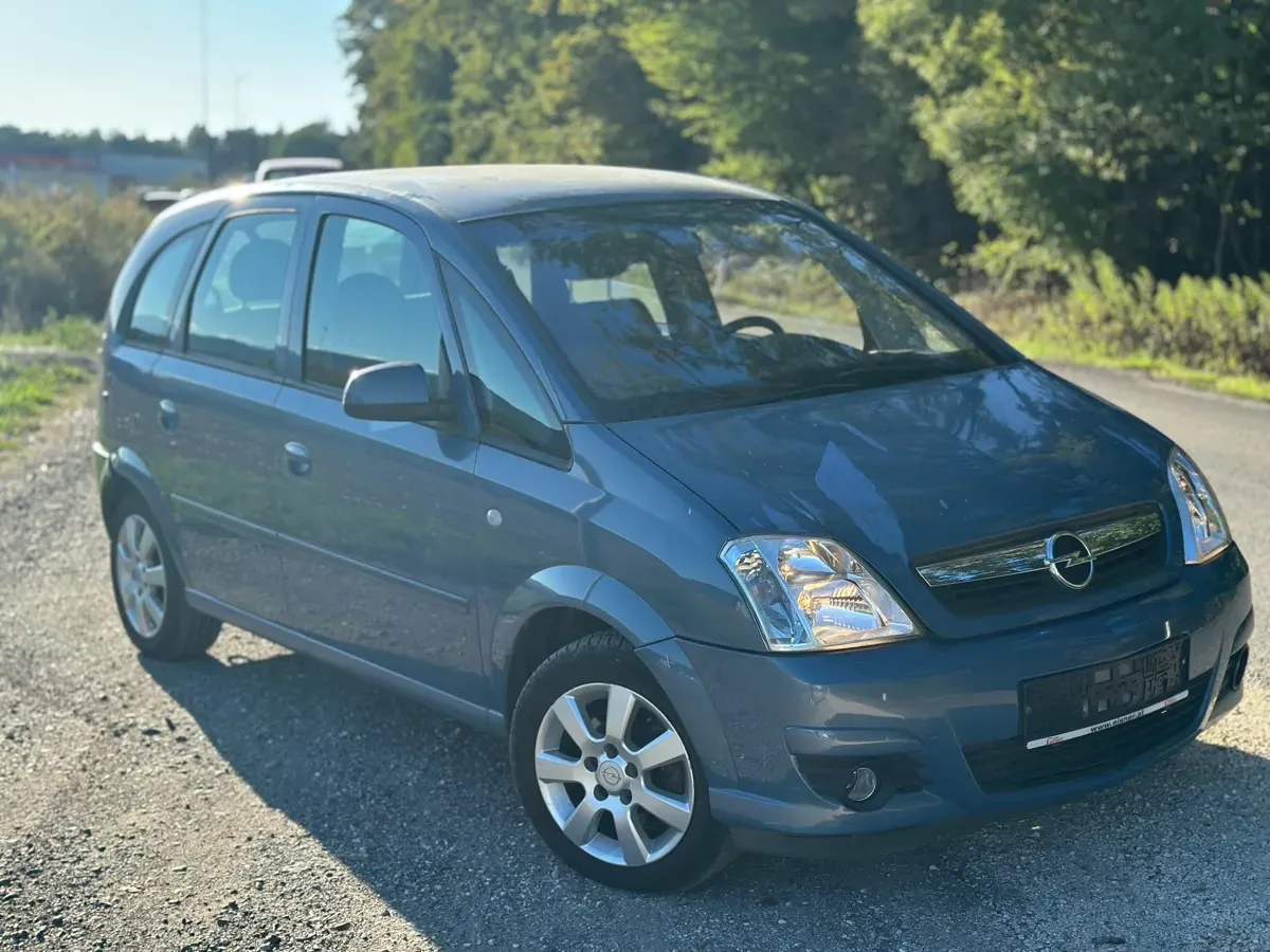 Opel Meriva 2010 photo 2