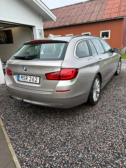 BMW 528I 2012 photo 3