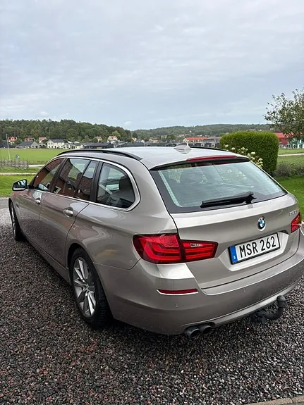 BMW 528I 2012 photo 2