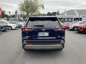 Toyota Rav4 2025 photo 4