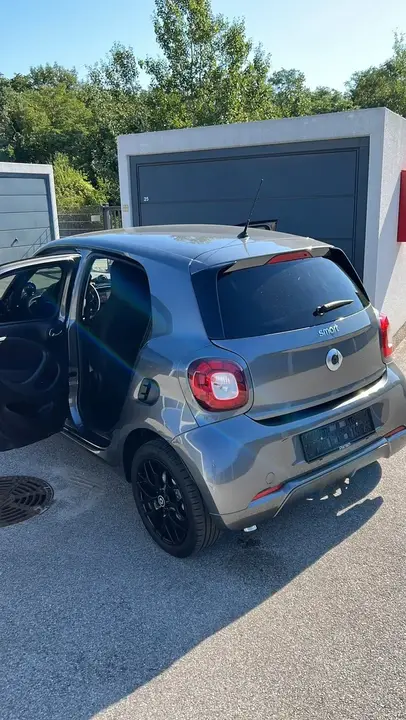 Smart Forfour 2019 photo 2