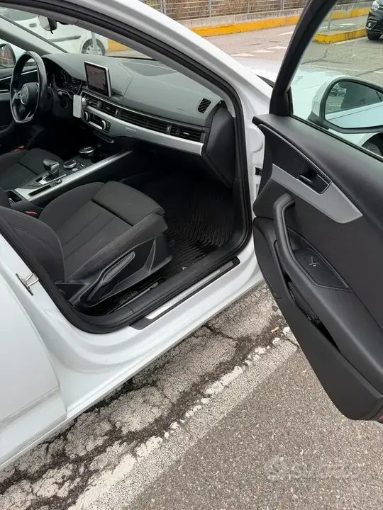 Audi A4 Avant 2016 photo 4
