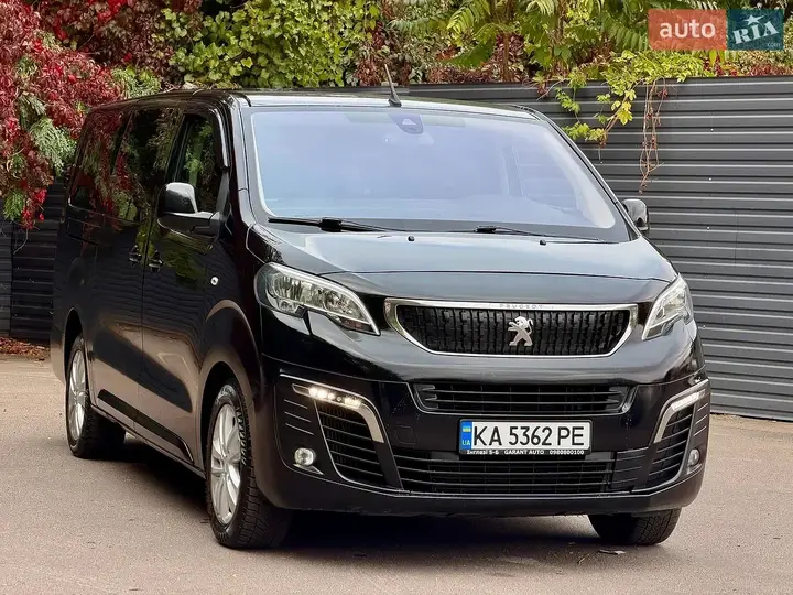 Peugeot Traveller 2019 photo 3