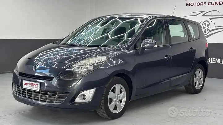 Renault Scenic 2011 photo 4
