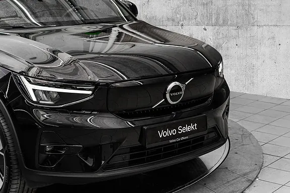 Volvo Ex40 2025 photo 2