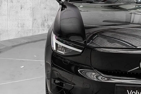 Volvo Ex40 2025 photo 4