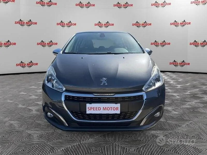 Peugeot 208 2016 photo 2