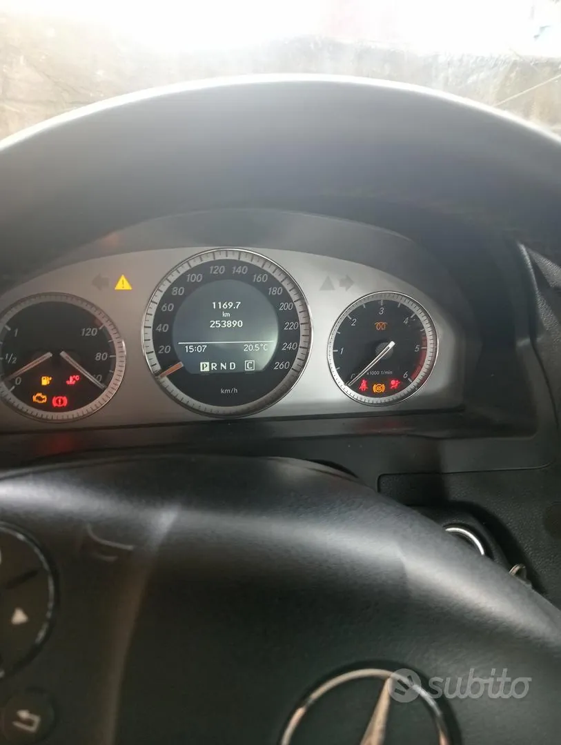 Mercedes-Benz C-Class 2009 photo 3