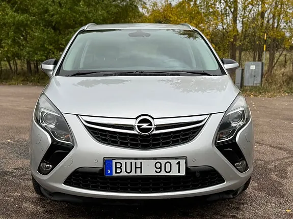 Opel Zafira 2012 photo 2