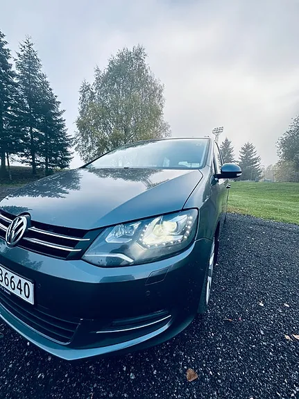 Volkswagen Sharan 2013 photo 2