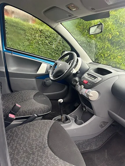 Peugeot 107 2011 photo 5