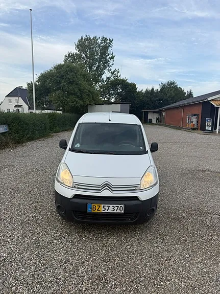 Citroen Berlingo 2015 photo 2