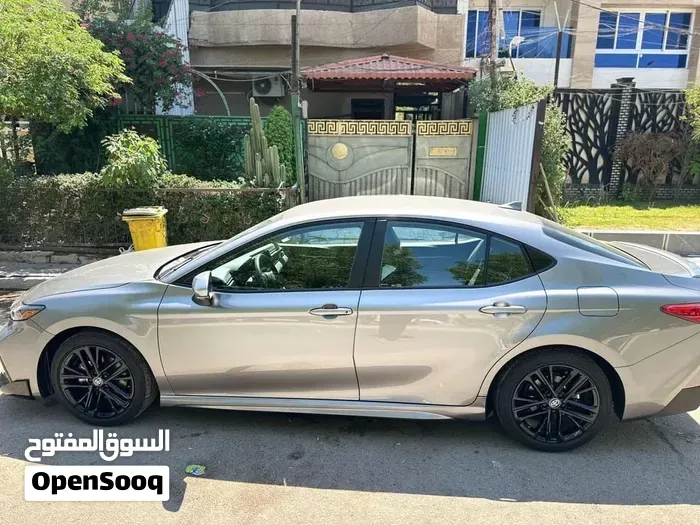 Toyota Camry 2025 photo 4