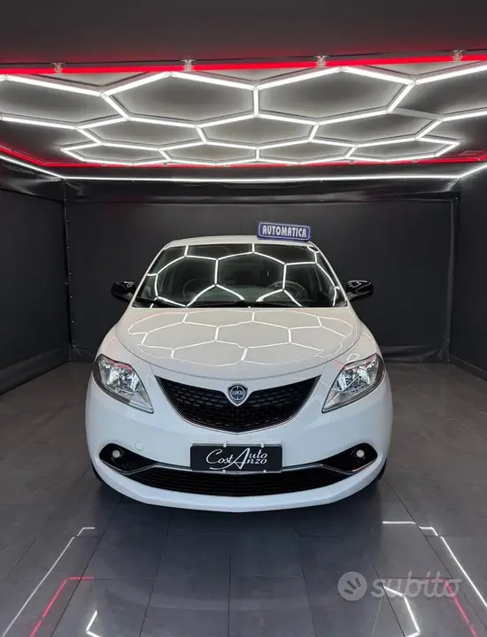 Lancia Ypsilon 2017 photo 3
