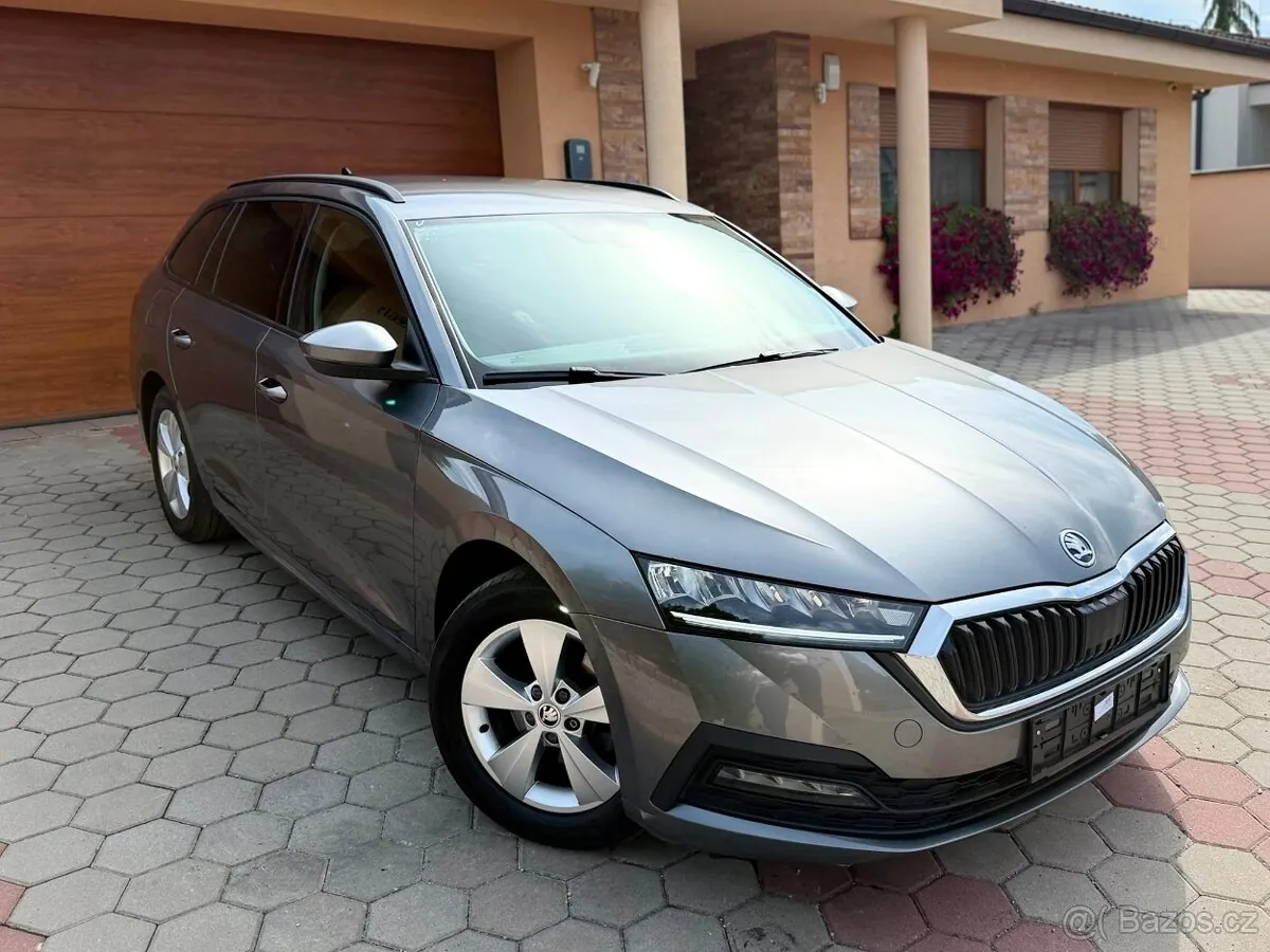 Skoda Octavia 2022 photo 3