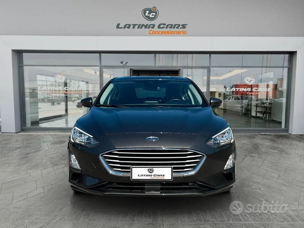 Ford Focus 2021 photo 3