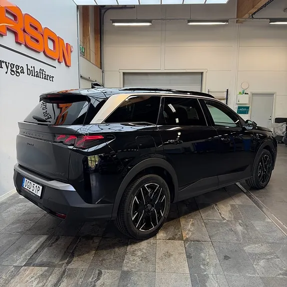 Peugeot 5008 2025 photo 4