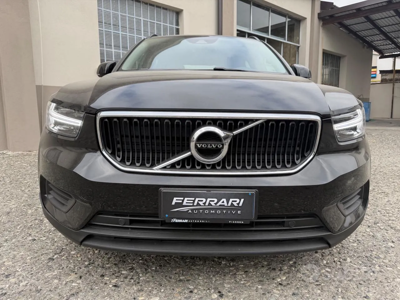 Volvo Xc40 2021 photo 2