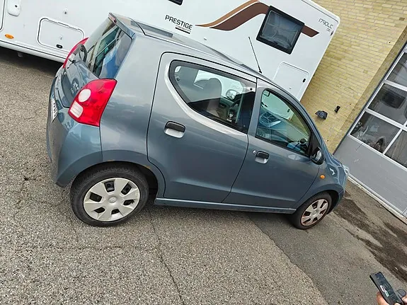 Suzuki Alto 2011 photo 5
