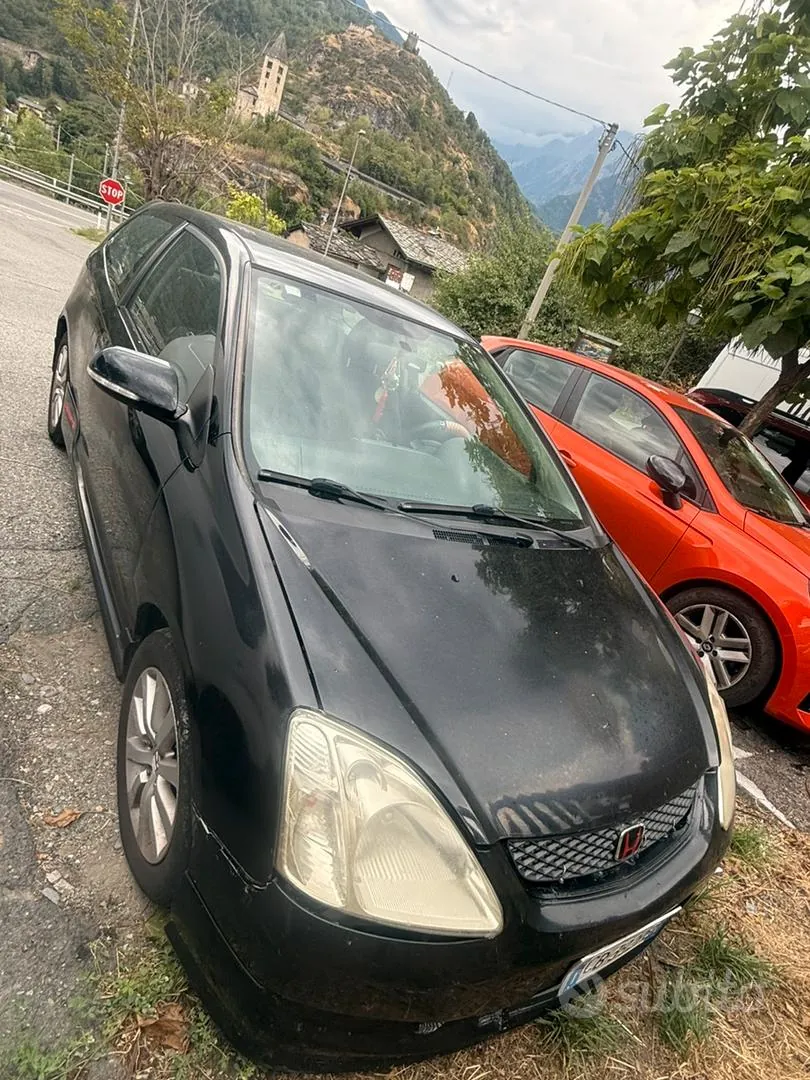 Honda Civic 2004 photo 3