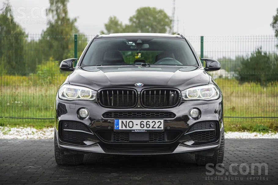 BMW X5 2014 photo 2