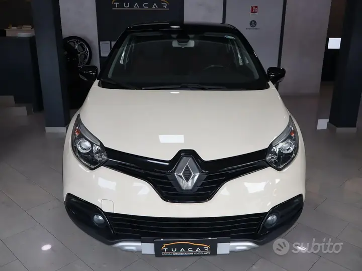 Renault Captur 2016 photo 2