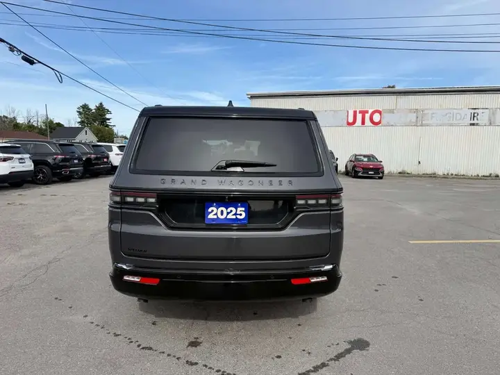 Jeep Grand Wagoneer 2025 photo 4