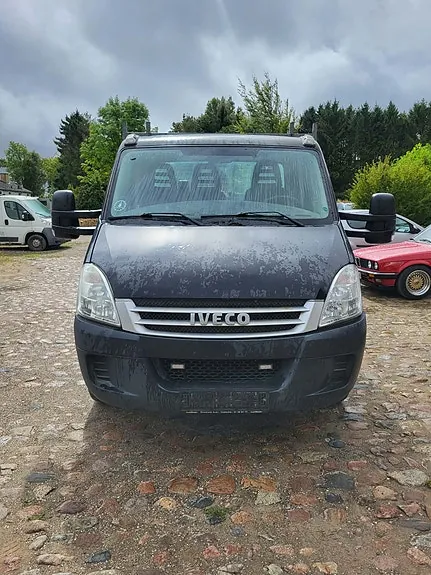 Iveco Daily 2011 photo 5