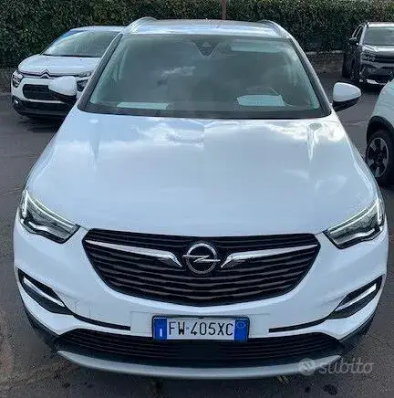 Opel Grandland X 2019 photo 2