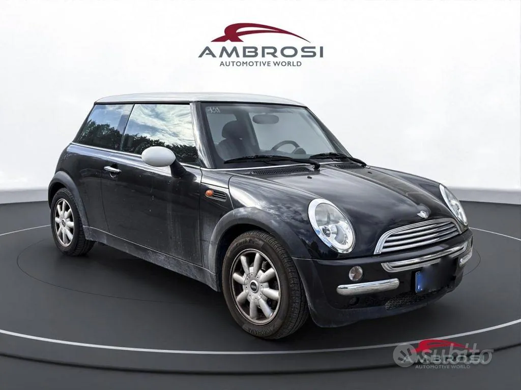 Mini One 2003 photo 2