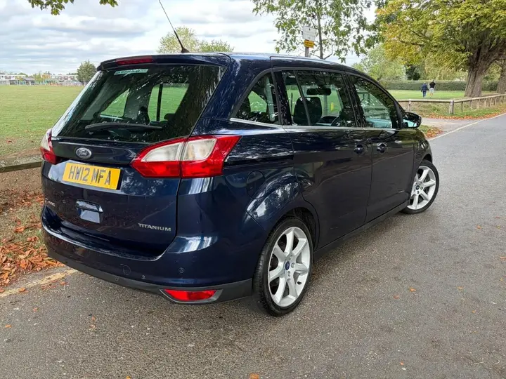 Ford Grand C-Max 2012 photo 3