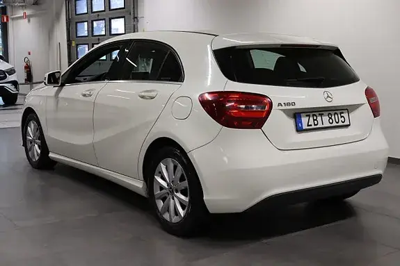 Mercedes-Benz A 180 2018 photo 4