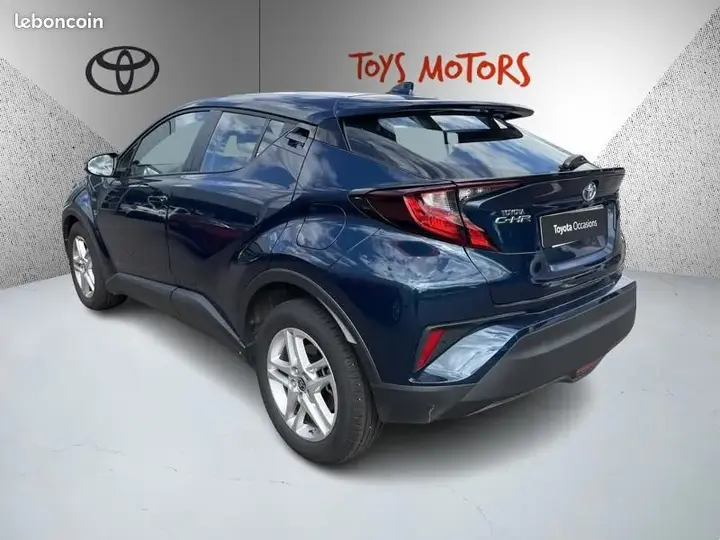Toyota C-Hr 2023 photo 3