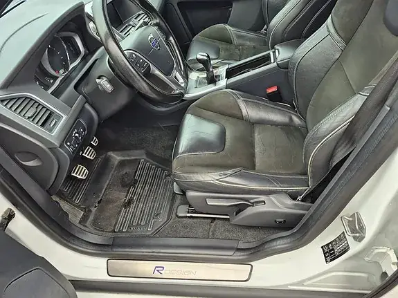 Volvo Xc60 2017 photo 5