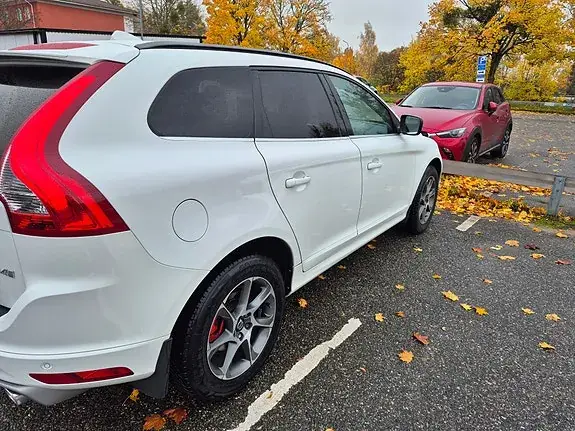 Volvo Xc60 2017 photo 4