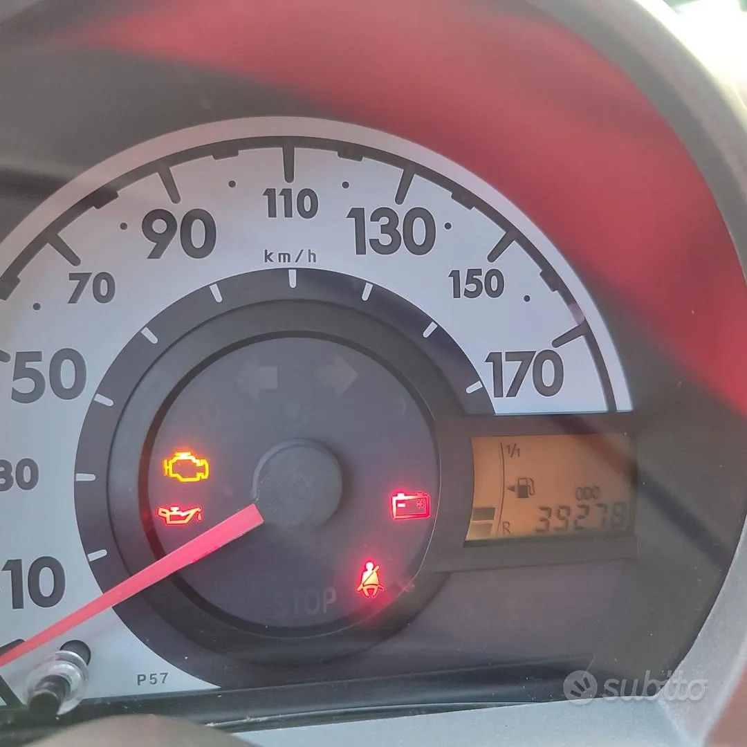 Peugeot 107 2013 photo 3
