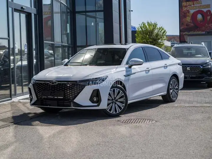 Chery Arrizo 8