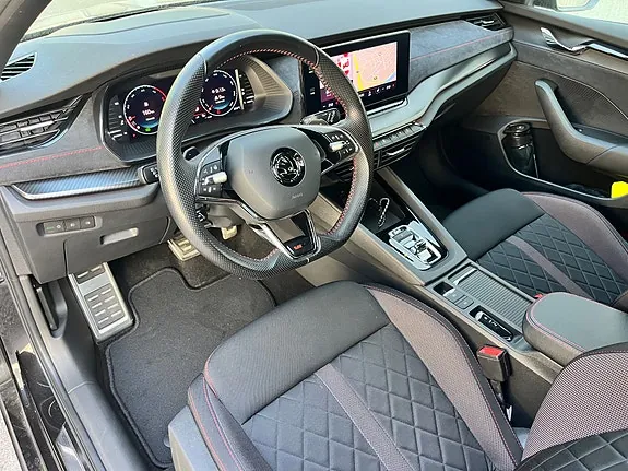 Skoda Octavia 2021 photo 4