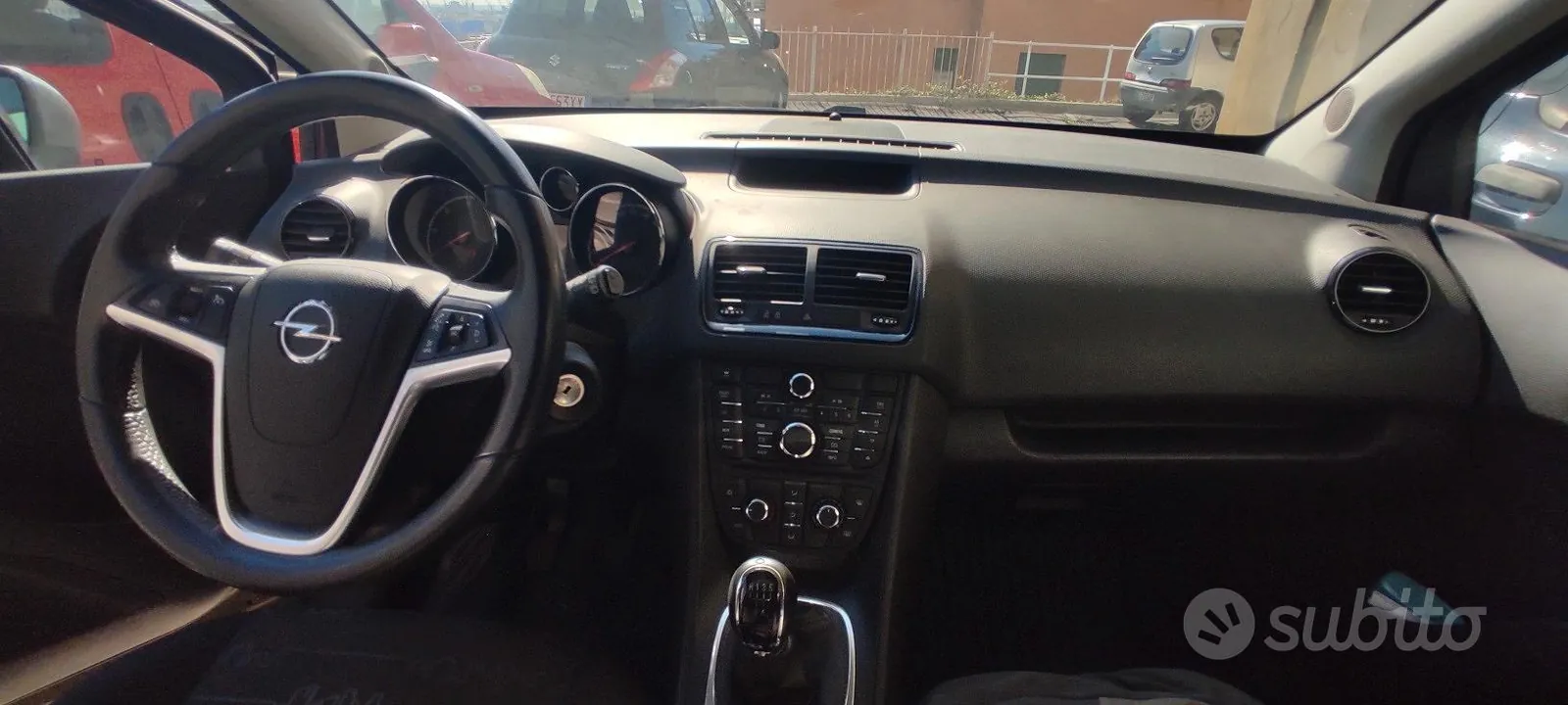 Opel Meriva 2012 photo 2